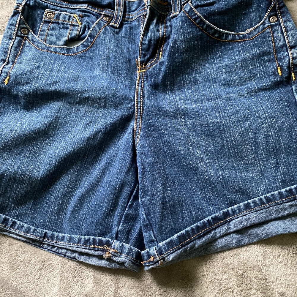Jean shorts!
